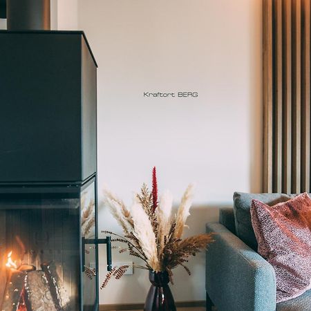 Boutique Chalets Alpi - Private Sauna & Cinema ガルミッシュ・パルテンキルヒェン エクステリア 写真