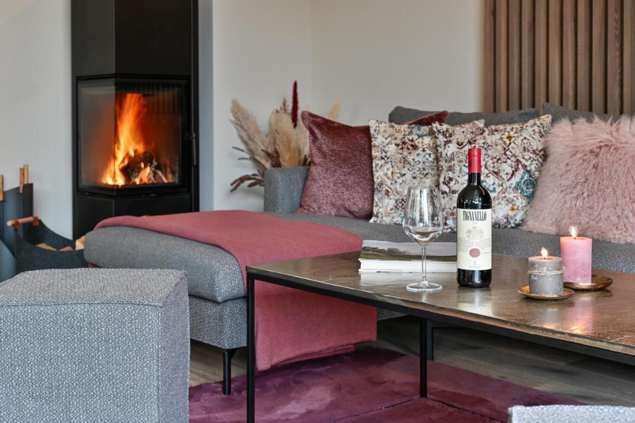 Boutique Chalets Alpi - Private Sauna & Cinema ガルミッシュ・パルテンキルヒェン エクステリア 写真