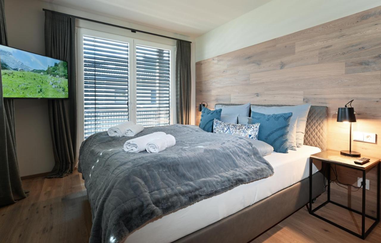 Boutique Chalets Alpi - Private Sauna & Cinema ガルミッシュ・パルテンキルヒェン エクステリア 写真