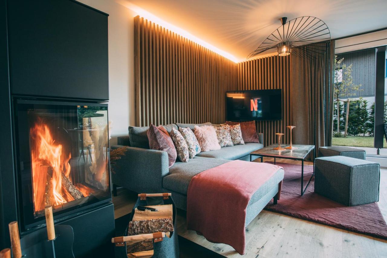 Boutique Chalets Alpi - Private Sauna & Cinema ガルミッシュ・パルテンキルヒェン エクステリア 写真